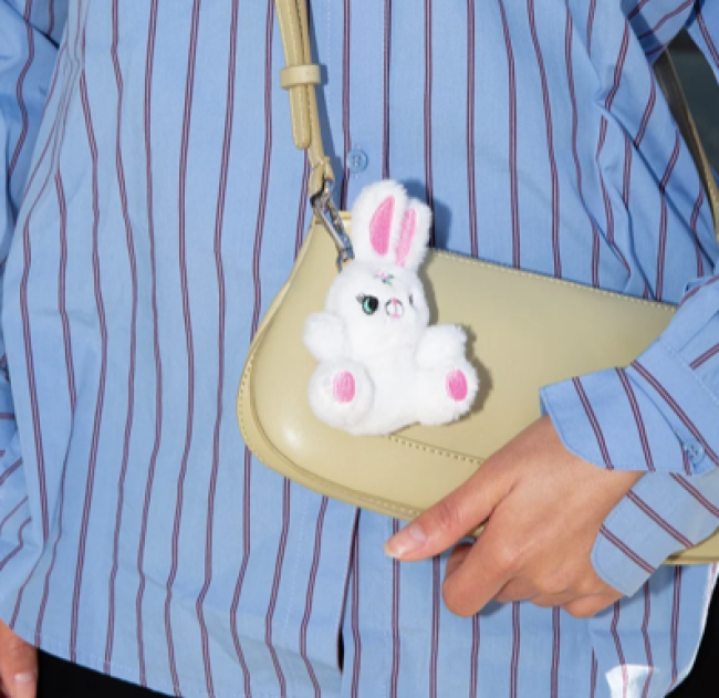 Eat My Socks – Bunny Bag Charm – Porte-clés Lapin en Peluche