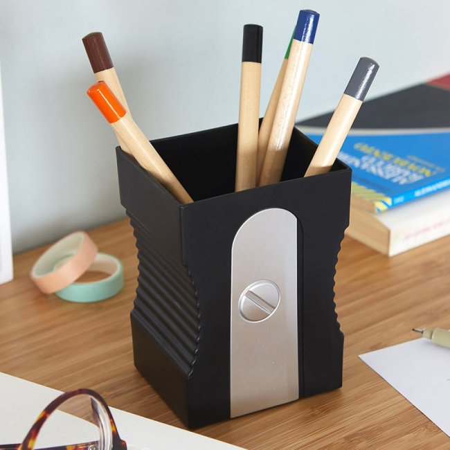 Pot à crayons taille-crayons