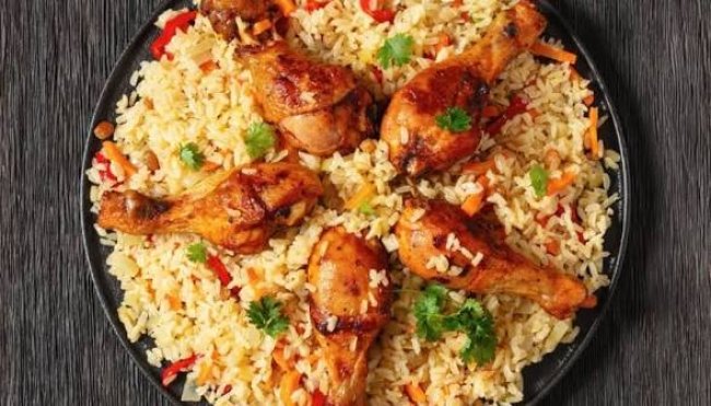 Riz spécial poulet